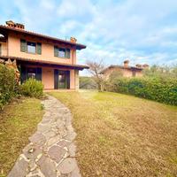 VILLA A SCHIERA A POLPENAZZE DEL GARDA