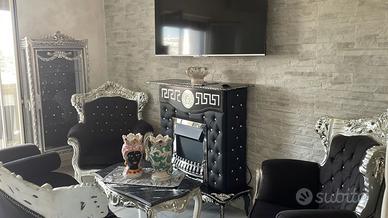 Salotto stile barocco argento e nero, Versace