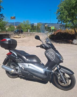 XMAX 250ie