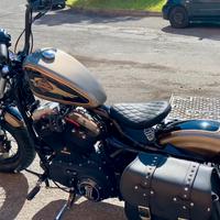 Forty Eight 1200 DUE MOTO IN UNA