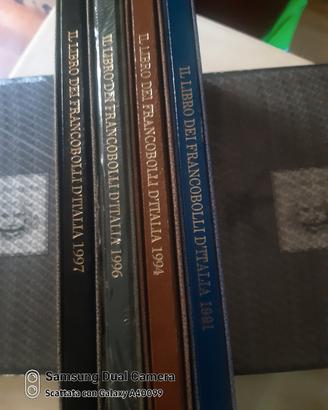 Il Libro dei Francobolli d'Italia
