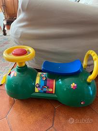 Bruco giocattolo con volante spinta a piedi