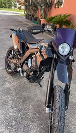 Mondial 125cc modello SMX125M