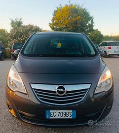 Opel meriva 1.4 benzina