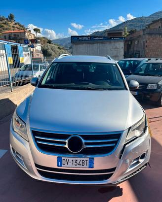 Volkswagen Tiguan 2.0 TDI DPF 4MOTION Sport & Styl