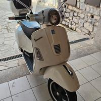 Vespa 300 GTS - 2013 -