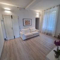 Anciua-Parcheggio incluso-300mt mare - da 120