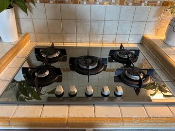 Piano cottura HOTPOINT ARISTON 5 fuochi