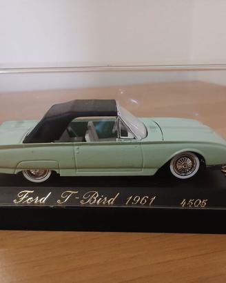 4505 Ford T-Bird 1961