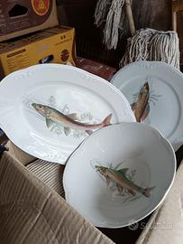 set di porcellana Bavaria e decorato con i pesci e