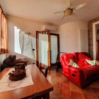 Divano in pregiata pelle con 2 recliner