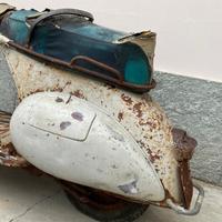 Sella lunga Vespa/Lambretta conservata