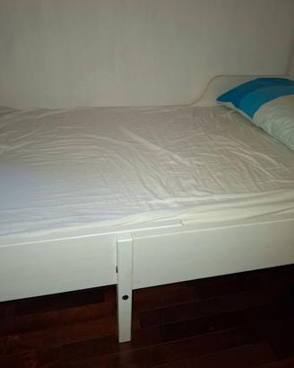 Lettini (2 ) IKEA allungabili in legno bianco
