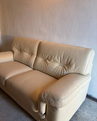 Divano 2/3 posti in ecopelle bianco panna
