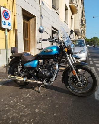 Royal Enfield Meteor 350 supernova