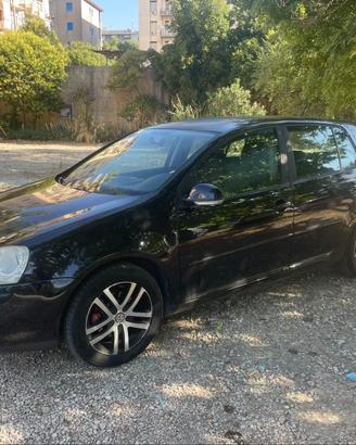Volkswagen Golf 1.6 16V FSI 5p. Comfortline