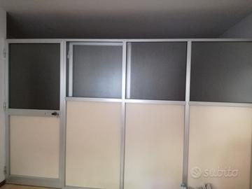 Pareti divisorie in alluminio anodizzato e vetro