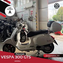 Piaggio Vespa 300 GTS