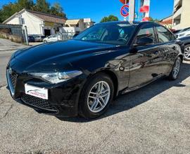 Alfa Romeo Giulia 2.2 Turbodiesel 160 CV AT8 ...