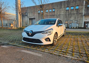Renault Clio V Intens - 66.215km - Diesel 85cv