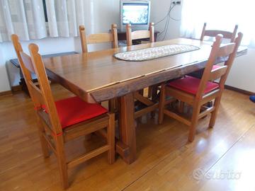 Tavolo in stile toscano e sei sedie