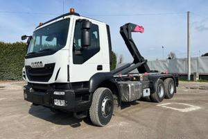 IVECO IVECO TRAKKER 360 SCARRABILE 6X4