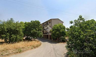 3 LOCALI A CASTROVILLARI