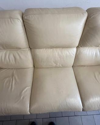Divano pelle 220x90