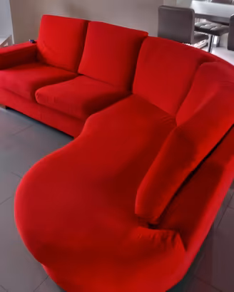 divano angolare  rosso corallo 