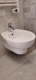bidet HATRIA ERIKA PRO sospeso e rubinetto grohe