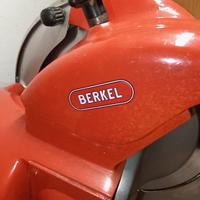 Affettatrice elettrica Berkel