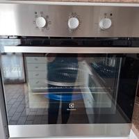 Forno ventilato  Electrolux