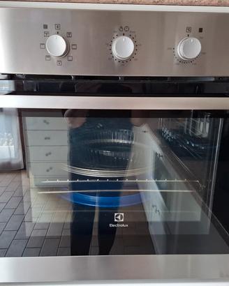 Forno ventilato  Electrolux