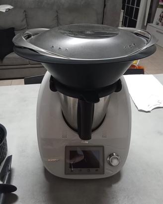 Vorwerk Bimby con accessori - Solo ritiro a mano 