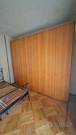 Armadio / guardaroba a sei ante
