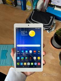 Tablet con supporto sim e microsim