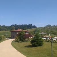 2 Casolari con piscina