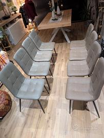 N. 8 sedie imbottite in ecopelle