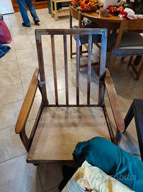 2 sedie a dondolo da ristrutturare gratis