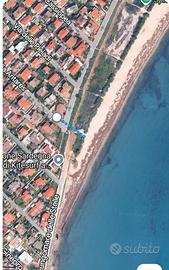 Locale indipendente con giardino a 50 m dal mare