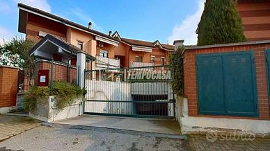 QUADRILOCALE CON GIARDINO PRIVATO A SAN MAURIZIO C