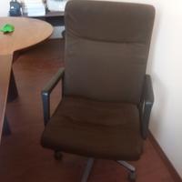 Poltrona basculante in tessuto 