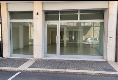 locale commerciale 