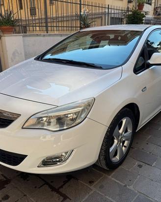 OPEL Astra 1.6 115CV 5P Cosmo IMPIANTO GPL UNIPRO