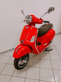 Piaggio Vespa 310 GTS hpe SUPER PROMOZIONE + PRONT