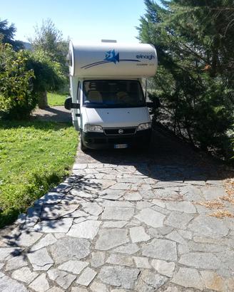 camper mansardato clima 6posti viaggio/letto 