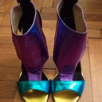 Sandalo in pelle multicolore 