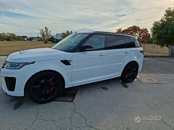 Range Rover SVR