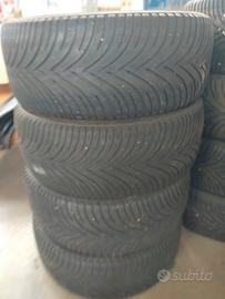 4 Gomme invernali 215/50/17