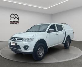 Mitsubishi L200 d.cab 2.5 di-d Invite N1 E5